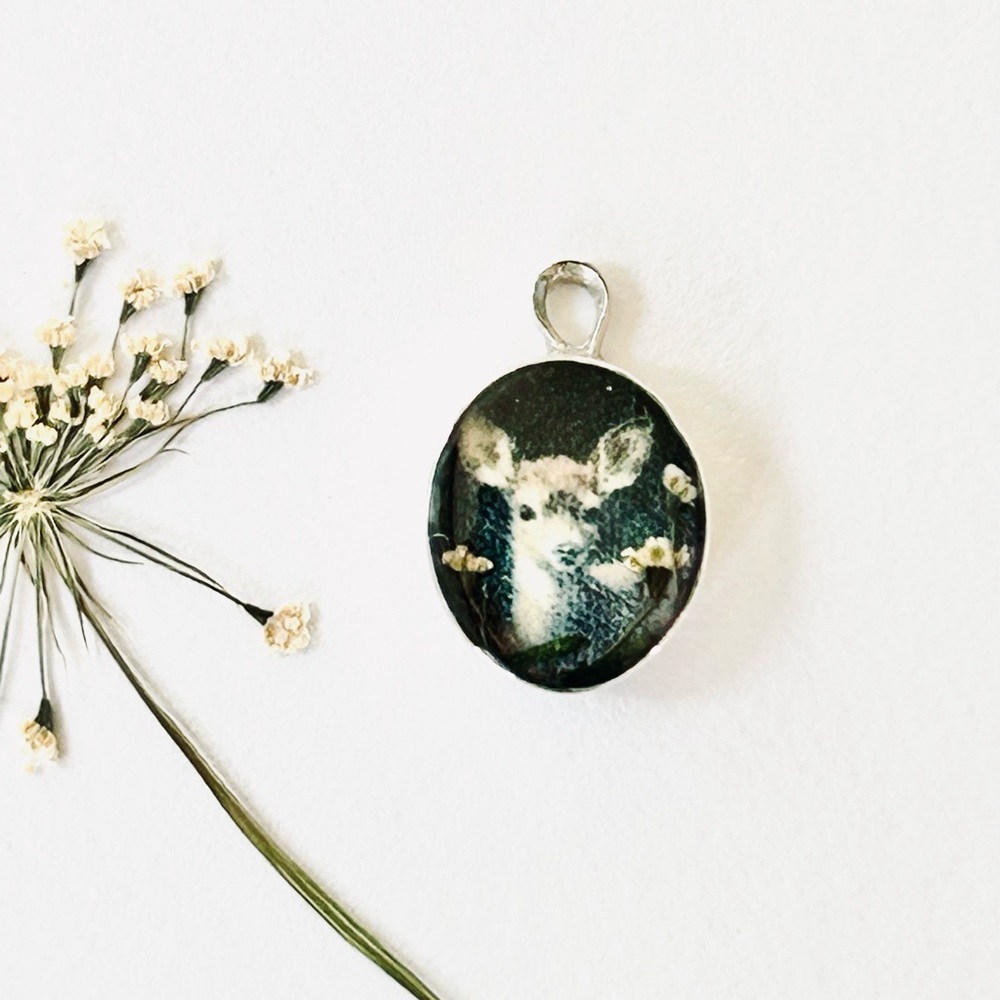 Handcrafted .925 Sterling Silver Vintage Illustration Charm